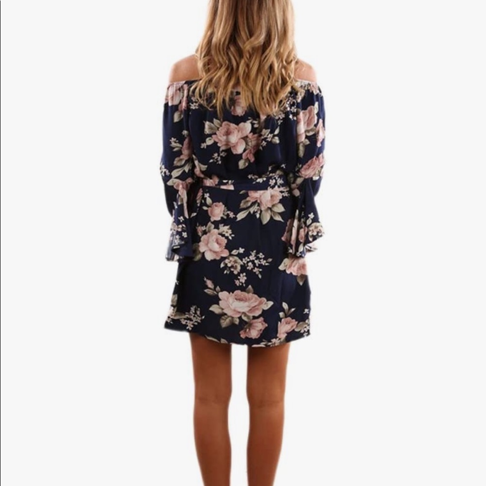Dress- Last Chance! ⏱ - Picture 4 of 6